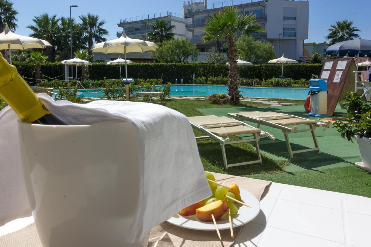 Seapark Spa Resort Giulianova Exterior foto
